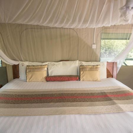Twiga Safari Lodge Paraa Exterior foto